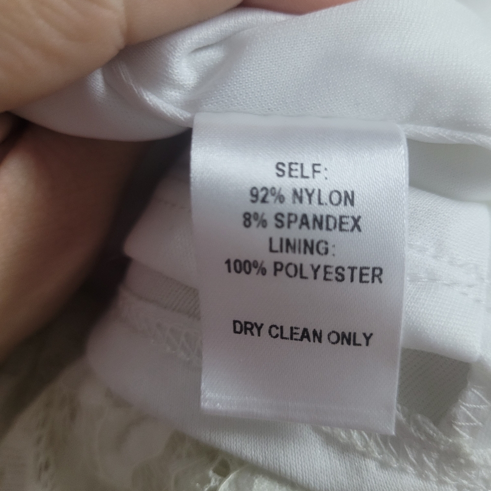 Nwts Lulus Chic White Lace Halter Wedding Dress - Picture 13 of 14